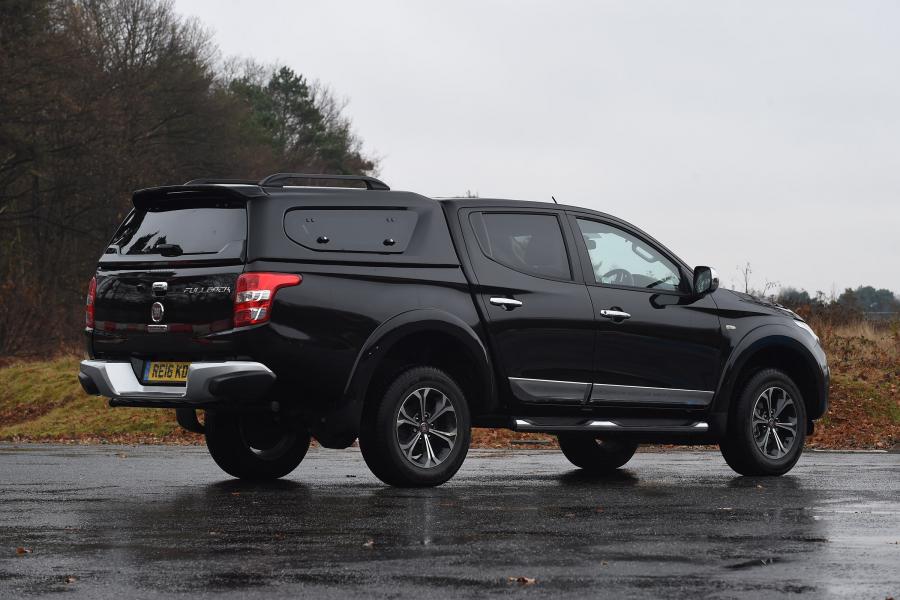  Fiat Fullback Double Cab (503) 2016 года  (UK) (фото 24 из 38)